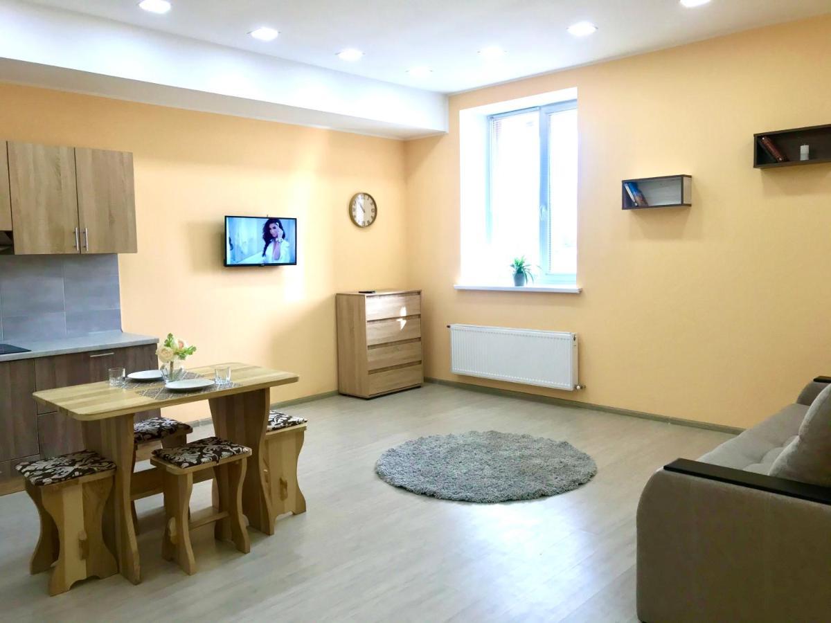 Абсолютно Новая Квартира-Студия В Жк Барский Zarvantsy Exterior photo