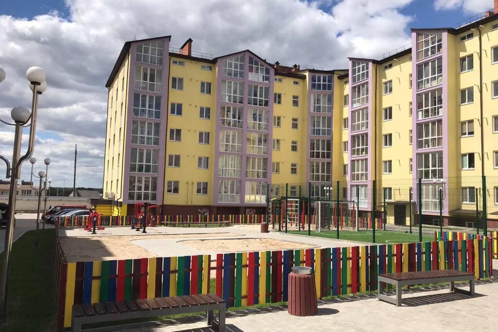 Абсолютно Новая Квартира-Студия В Жк Барский Zarvantsy Exterior photo